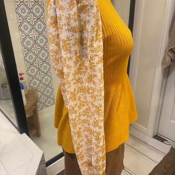 Sweet Halo Women’s Fit & Flare Sweater (Small) - Picture 4 of 7